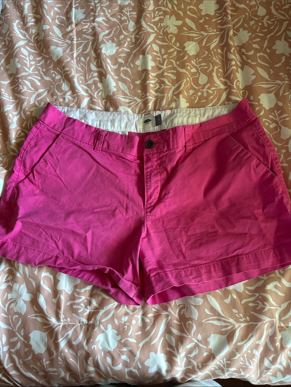Old Navy Hot Pink Women's Cotton Bermuda Shorts